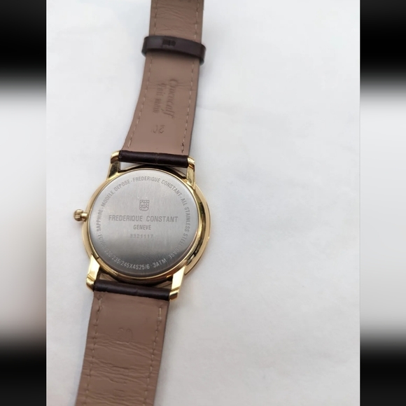 Frederique Constant Quartz Gold color bezel Watch FC-235M4S5 - Picture 10 of 13